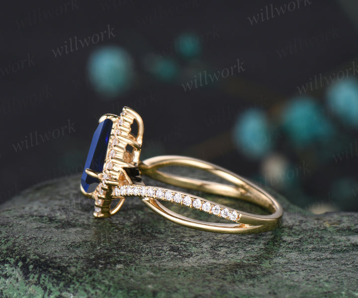 Unique Kite Cut September Birthstone Blue Sapphire Engagement Ring Art Deco Moissanite Halo Twisted Split Shank Ring Vintage 14k Yellow Gold Bridal Ring