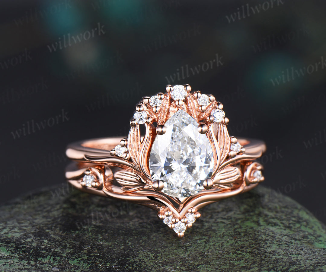 Pear IGI Lab grown diamond engagement ring set 14k 18k rose gold vintage leaf nature inspired bridal set women