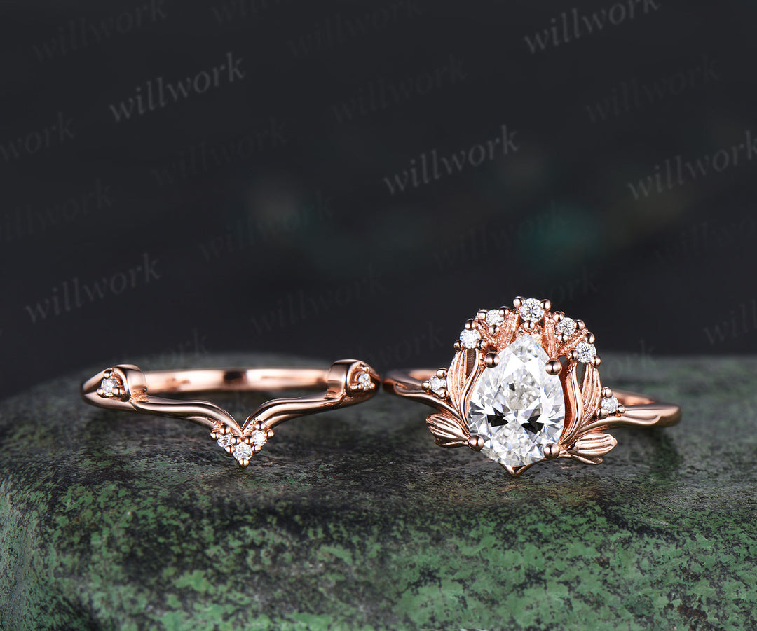 Pear IGI Lab grown diamond engagement ring set 14k 18k rose gold vintage leaf nature inspired bridal set women