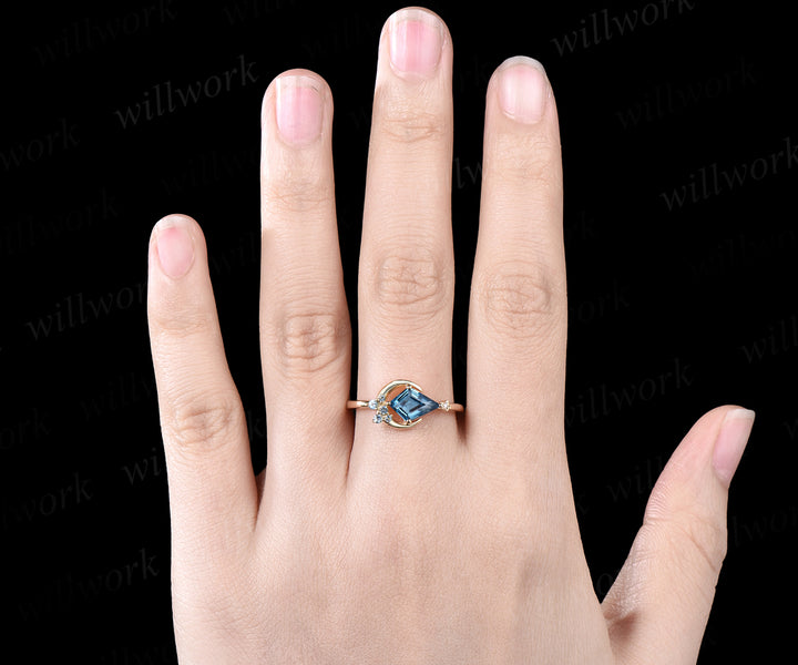 Delicate Kite Cut Natural London Blue Topaz Engagement Ring Unique December Birthstone Blue Topaz Cluster Moon Star Wedding Ring Promise Gift For Women