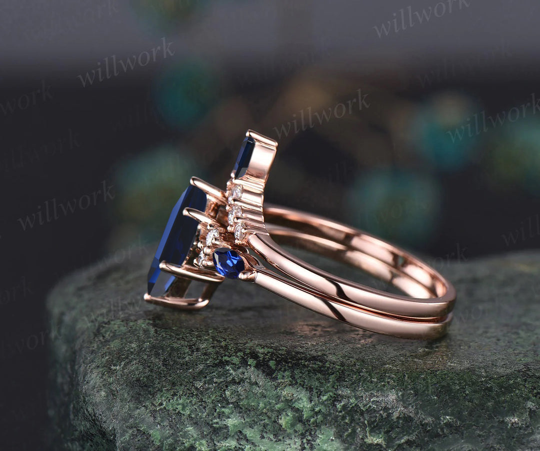 Unique Kite Cut September Birthstone Blue Sapphire Engagement Ring Set Art Deco Moissanite Diamond Curved V Shaped Wedding Band