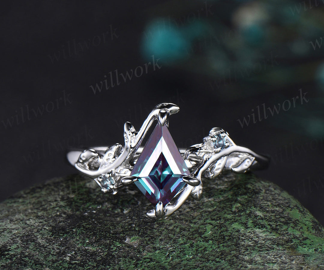Kite cut alexandrite engagement ring set solid 14k white gold vintage leaf three stone unique wedding ring set women