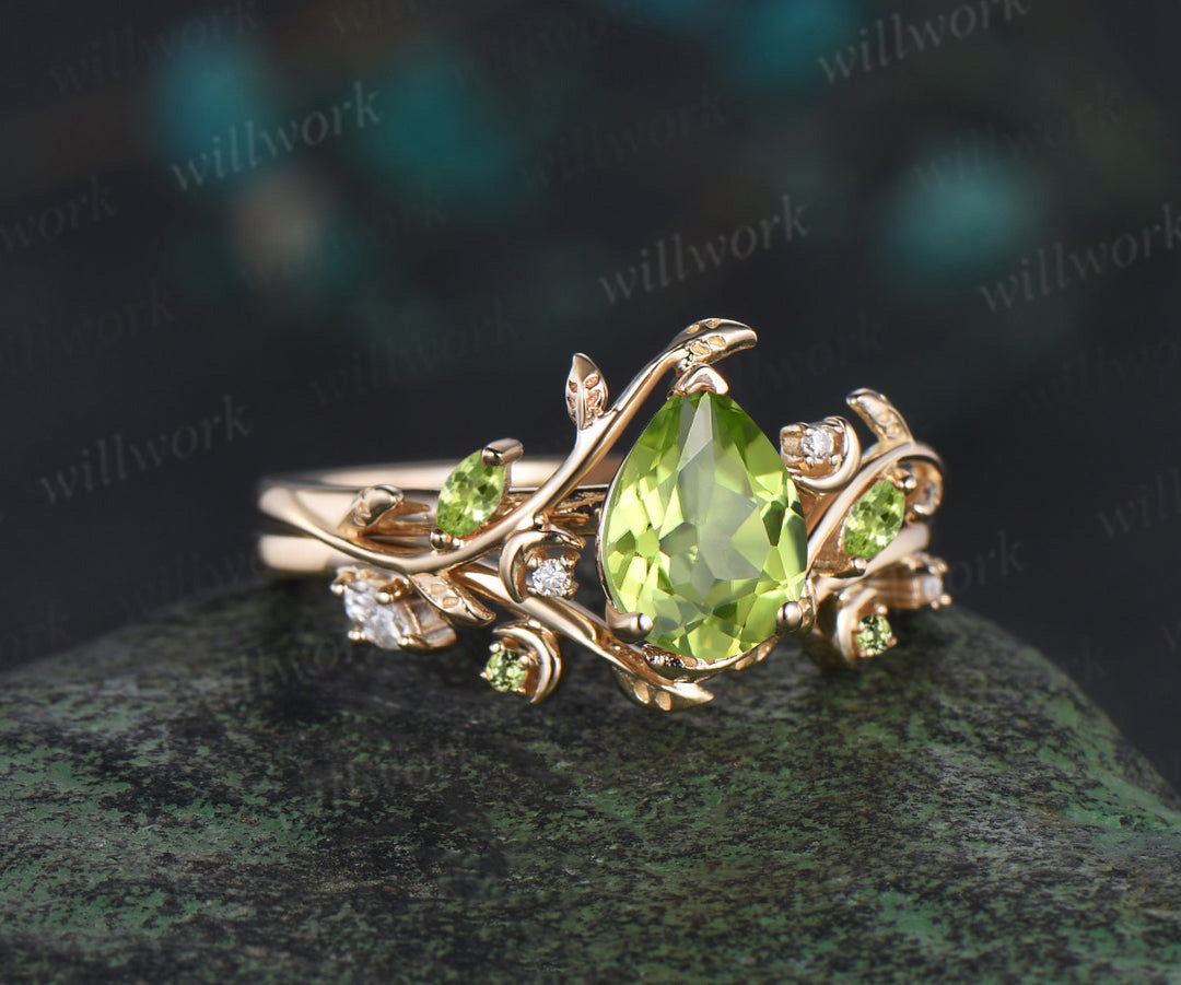 Vintage pear shaped peridot engagement ring twisted leaf moon Crystal gemstone wedding anniversary ring set gift
