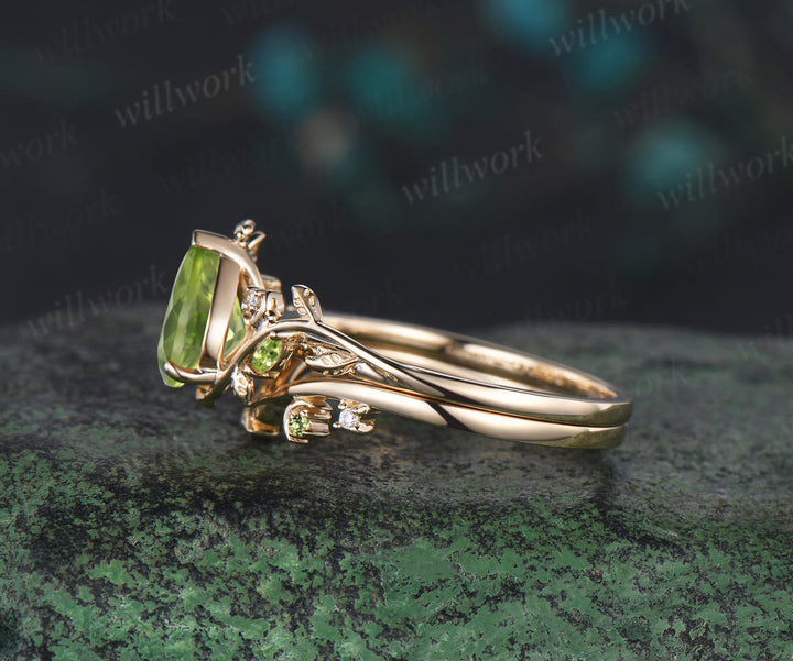 Vintage pear shaped peridot engagement ring twisted leaf moon Crystal gemstone wedding anniversary ring set gift
