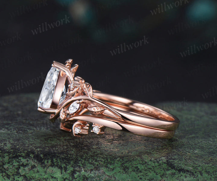 Pear IGI Certified Lab Grown Diamond Engagement Ring Nature Inspired Leaf Moon Wedding Bridal Ring Set