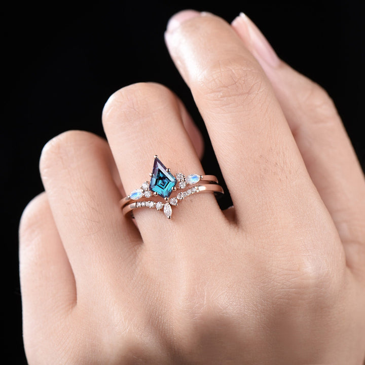 READY TO SHIP: Kite Alexandrite Engagement Ring Set -- Silver Gold Plated -- Ring Size: 5 US
