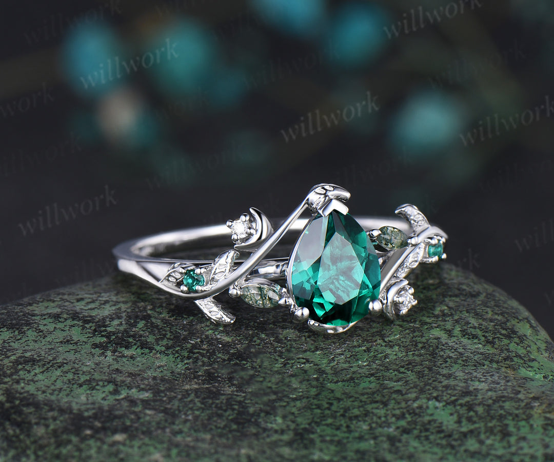Pear shaped green emerald engagement ring white gold heart leaf moon nature inspired emerald bridal wedding ring set women jewelry gift