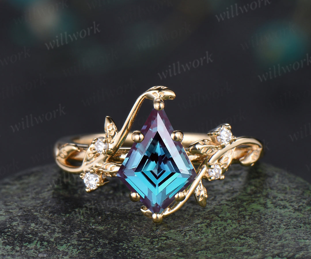 Unique kite cut alexandrite leaf engagement ring set twig nature inspired 14k yellow gold diamond enhancer wedding ring band women