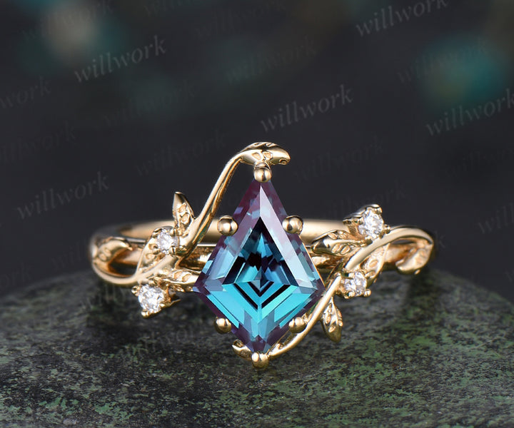 Unique kite cut alexandrite leaf engagement ring set twig nature inspired 14k yellow gold diamond enhancer wedding ring band women