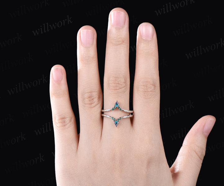 Unique Curved V Shaped Wedding Band Kite Alexandrite Round Emerald Moissanite Wedding Ring Art Deco 14k White Gold Anniversary Ring For Women