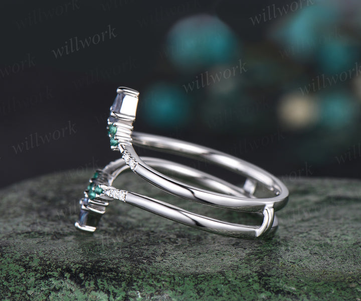 Unique Curved V Shaped Wedding Band Kite Alexandrite Round Emerald Moissanite Wedding Ring Art Deco 14k White Gold Anniversary Ring For Women