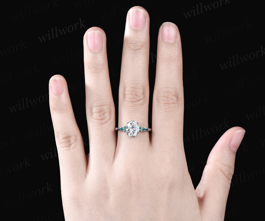 Unique Oval Cut Moissanite Engagement Ring 14k White Gold Emerald Alexandrite Wedding Ring Seven Stone Bridal Ring