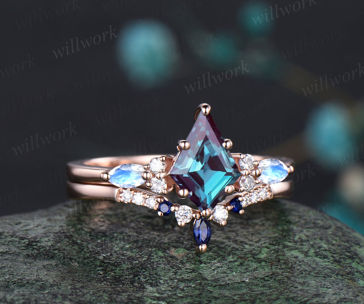Unique Kite Cut Alexandrite Engagement Ring Set June Birthstone Moonstone Blue Sapphire Moissanite Diamond Ring 14k Rose Gold 2pcs Bridal Ring Set