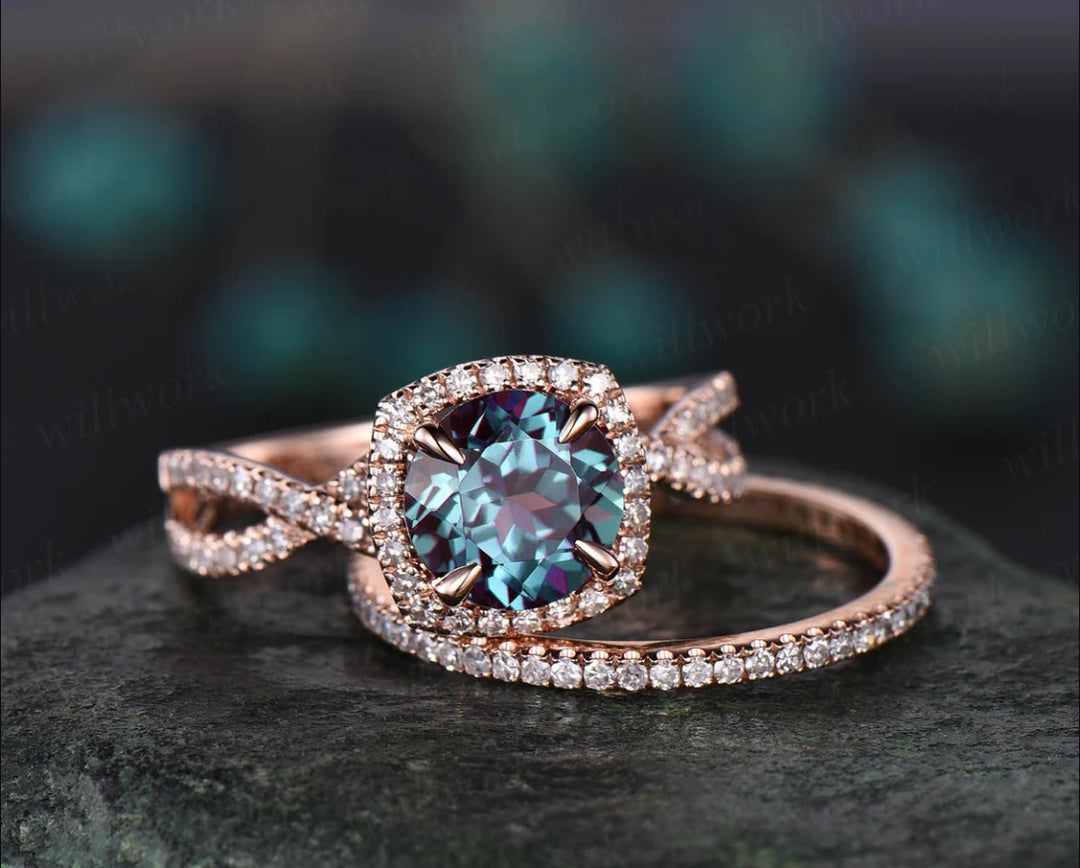 Unique infinity halo engagement ring 2pcs round Alexandrite engagement ring set rose gold full eternity diamond wedding band bridal set