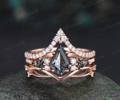 Vintage kite cut salt and pepper diamond engagement ring set unique kite black rutilated seven stone diamond bridal set