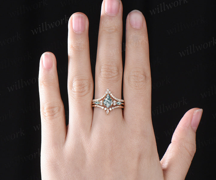 Kite cut moss agate engagement ring set marquise cut moss agate ring vintage yellow gold 6 prong ring curved moissanite diamonds wedding band women gifts