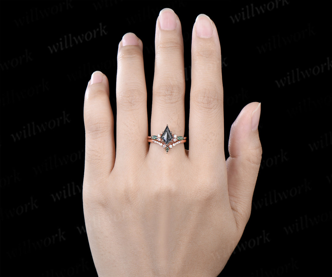 Vintage kite cut salt and pepper diamond engagement ring set unique marquise moss agate seven stone diamond bridal set
