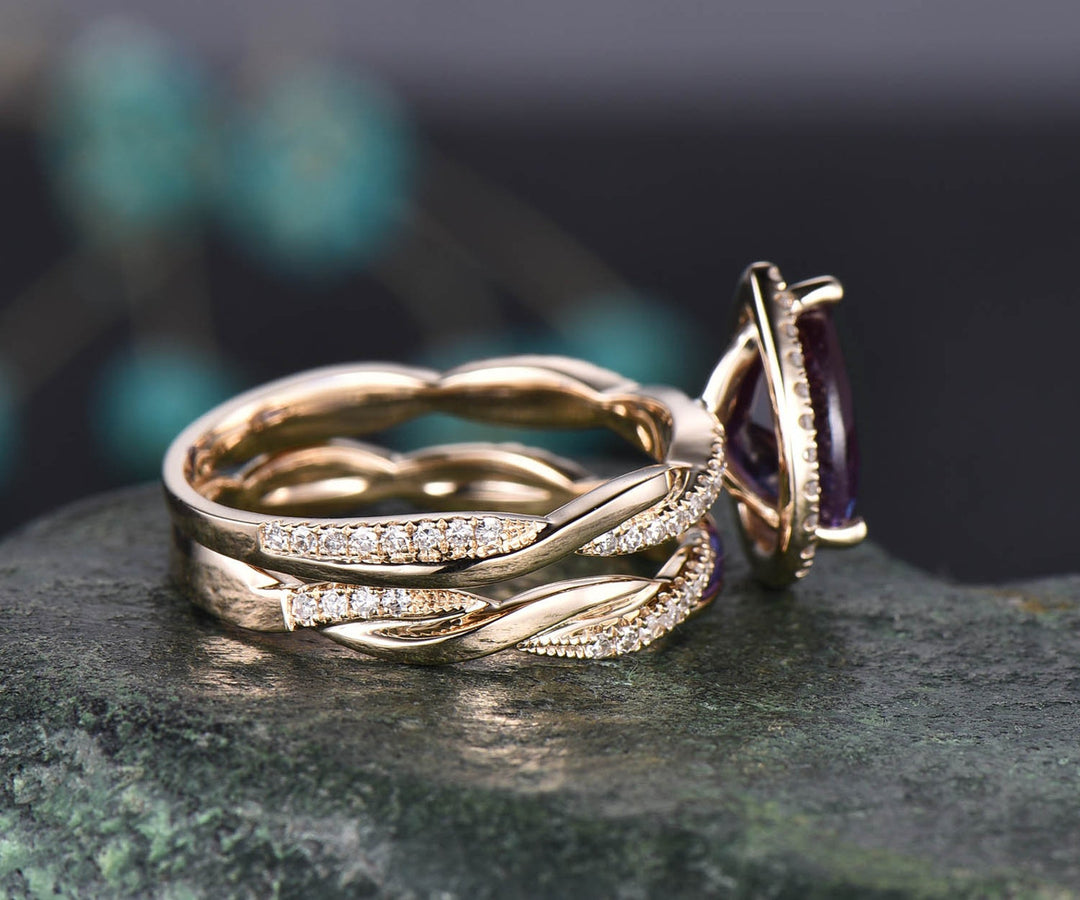 Vintage unique halo engagement ring 2pc Alexandrite engagement ring set 14k yellow gold 3/4 eternity twisted diamond bridal wedding ring set