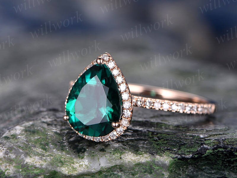 Emerald wedding ring 7x9mm pear cut emerald engagement ring rose gold handmade diamond halo ring may birthstone bridal promise ring for her