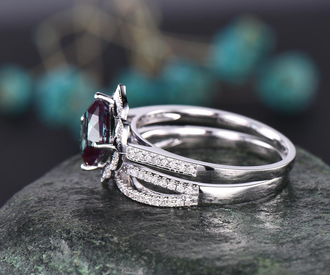 Vintage flower diamond wedding bridal set 2pcs cushion Alexandrite ring set June birthstone ring engagement ring set solid 14k rose gold