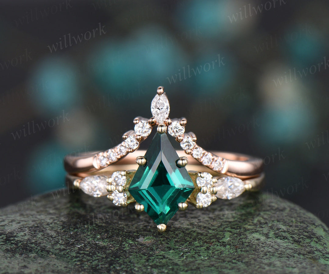 Kite cut green emerald engagement ring solid 14k yellow gold stacking moissanite wedding bridal ring set women gemstone jewelry