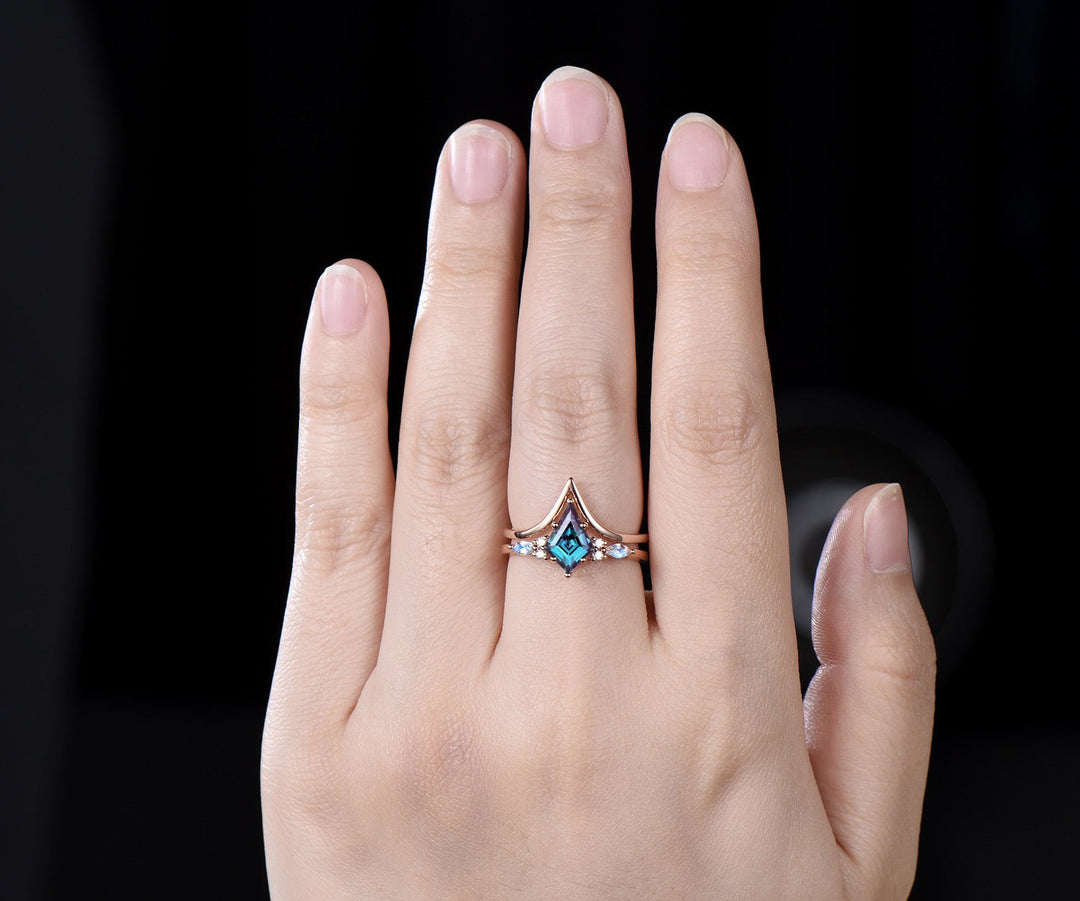 Kite cut Alexandrite engagement ring rose gold moonstone bridal wedding ring set women 6 prong stacking color change gemstone ring