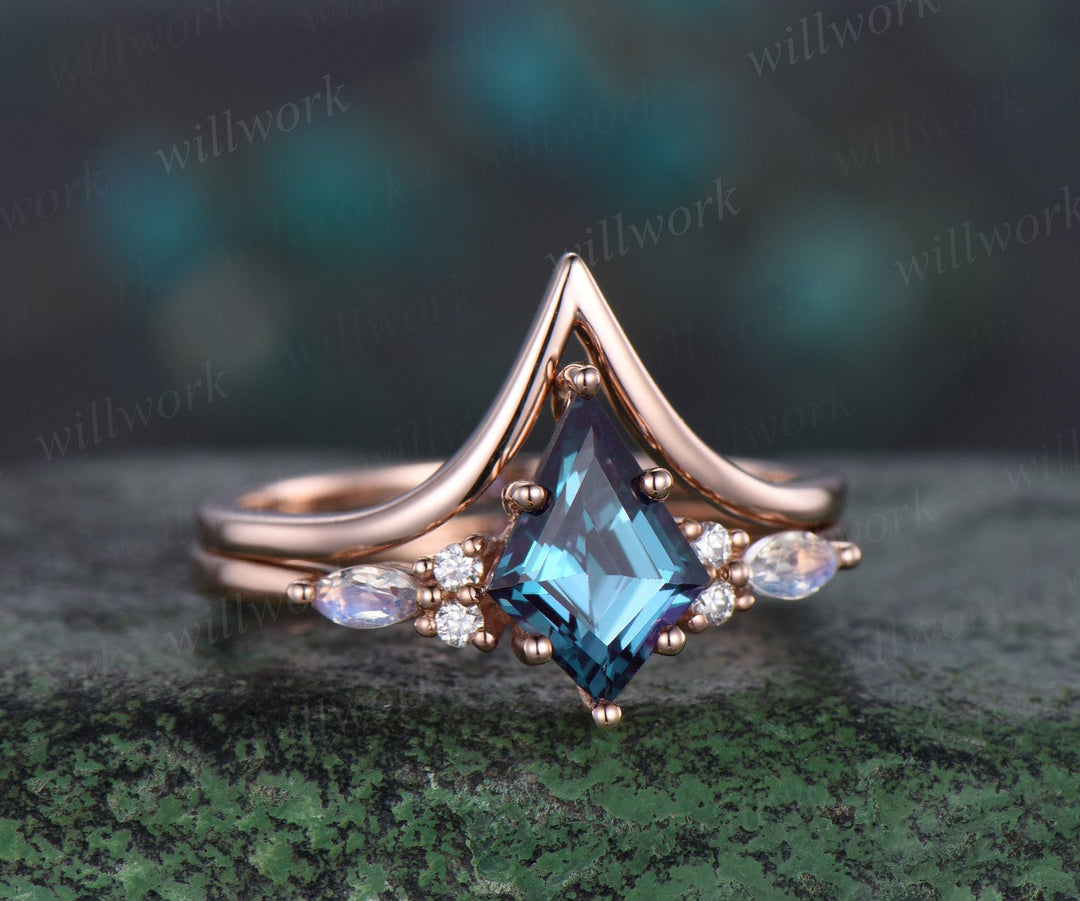 Kite cut Alexandrite engagement ring rose gold moonstone bridal wedding ring set women 6 prong stacking color change gemstone ring