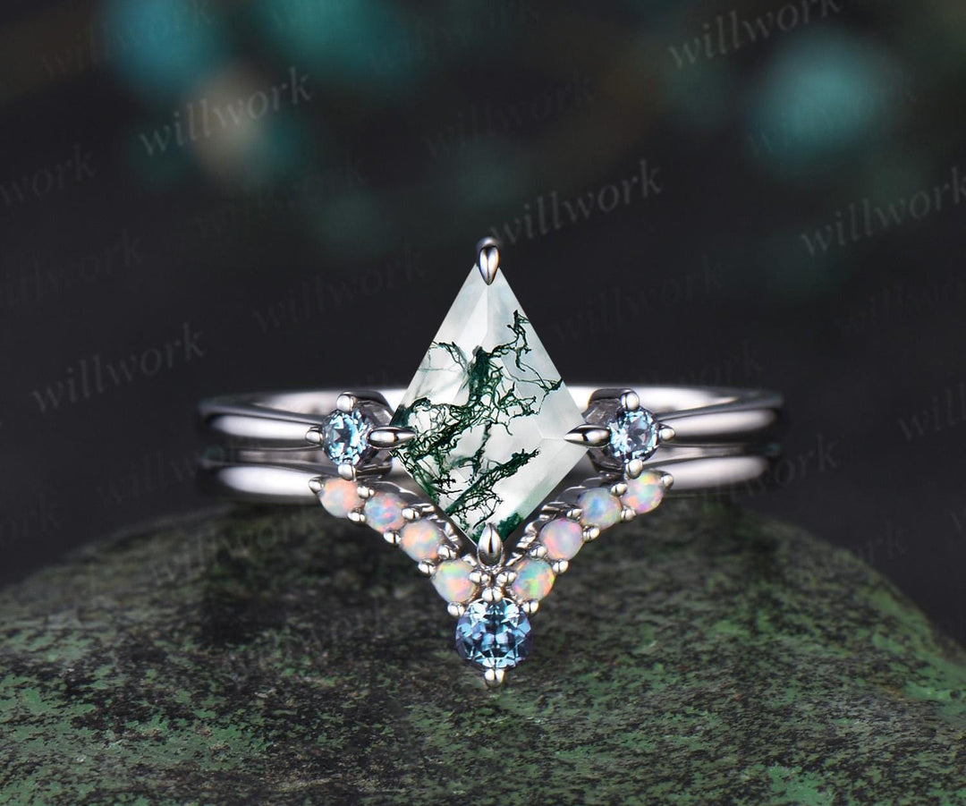 Kite cut green moss agate engagement ring set three stone alexandrite ring white gold opal wedding band Minimalist bridal set gift women