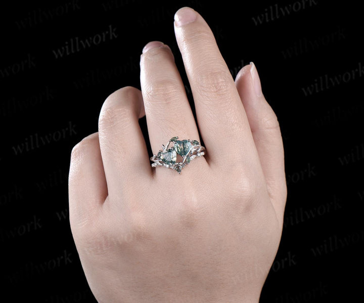 Double heart shaped moss agate engagement ring set Toi et Moi ring retro nature inspired anniversary gift