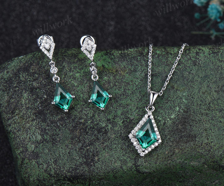 Kite cut green emerald earrings necklace set solid 14k white gold bezel halo moissanite unique pendant for Women anniversary gift
