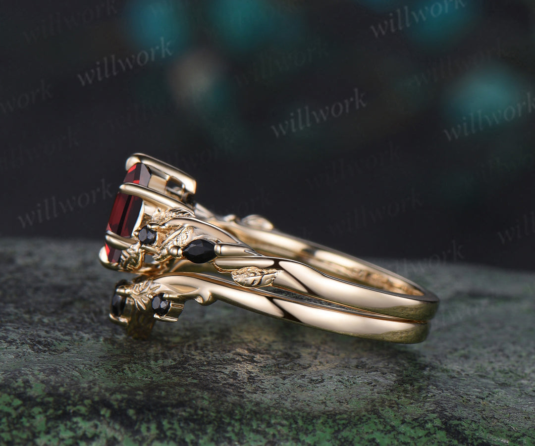 Vintage hexagon cut red garnet engagement ring set yellow gold leaf nature inspired five stone black spinel ring women