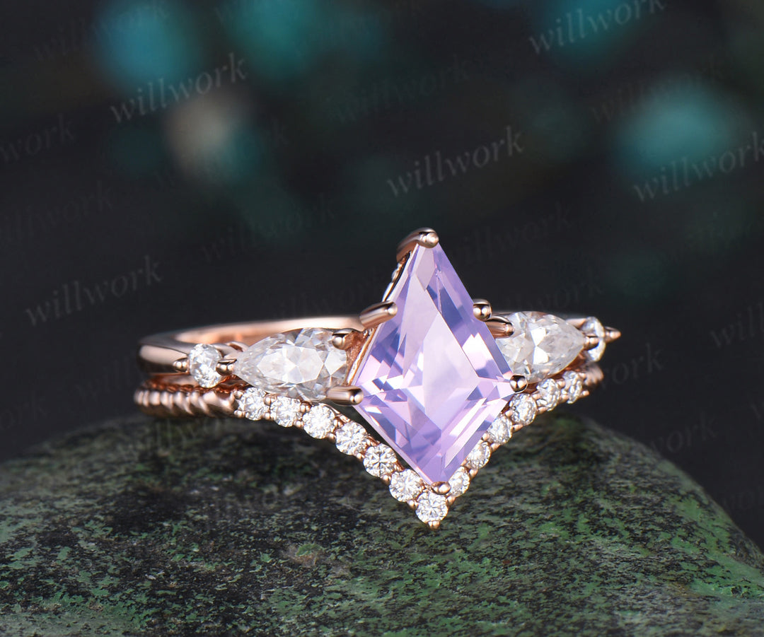 Kite cut Lavender Amethyst engagement ring rose gold 6 prong five stone pear diamond ring vintage promise bridal ring set women
