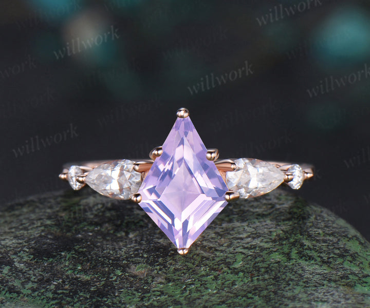 Kite cut Lavender Amethyst engagement ring rose gold 6 prong five stone pear diamond ring vintage promise bridal ring set women