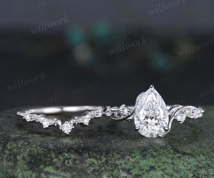 2 Carat Pear Lab Grown Diamond IGI Engagement Ring Nature Inspired Diamond Wedding Ring White Gold Diamond Bridal Ring for Her