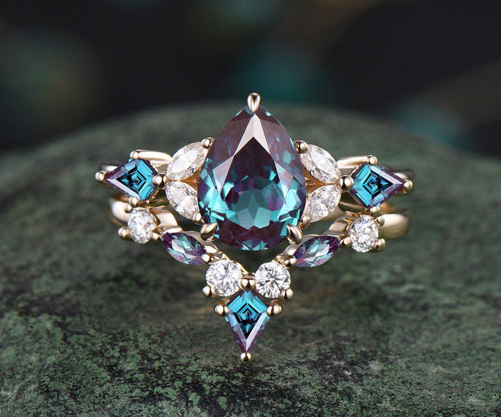 Teardrop Alexandrite engagement ring set cluster moissaanite kite alexandrite ring art deco crown wedding band June birthstone ring bridal wedding set