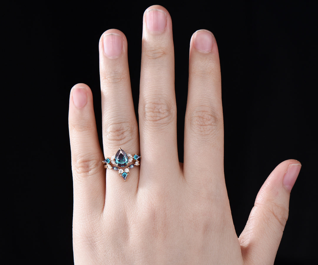 Teardrop Alexandrite engagement ring set cluster moissaanite kite alexandrite ring art deco crown wedding band June birthstone ring bridal wedding set
