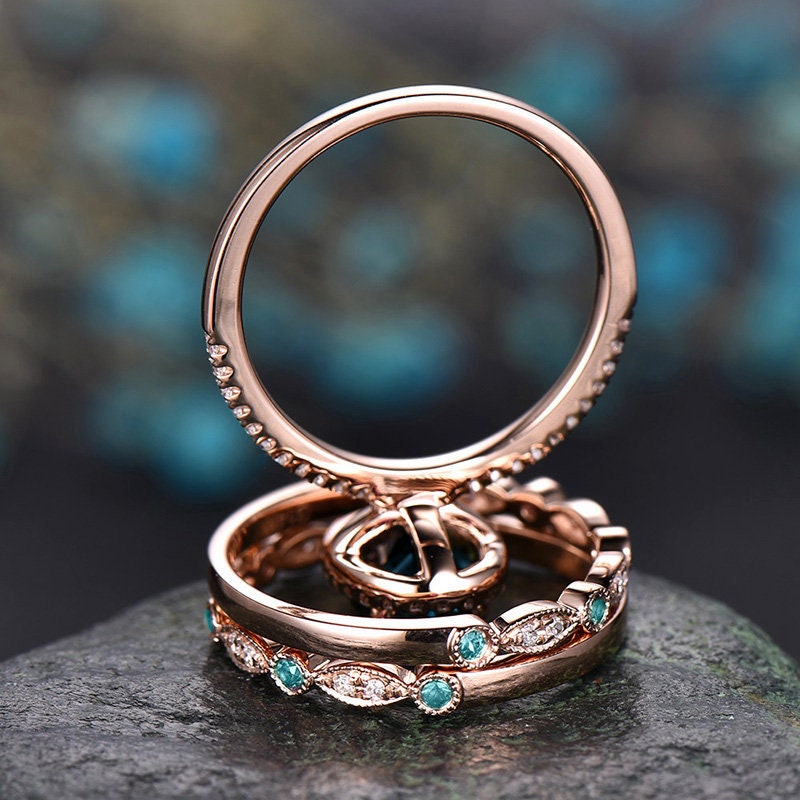 Blue labradorite engagement ring set retro halo oval cut labradorite ring milgrain art deco alexandrite diamonds half eterinty band 14k rose gold bridal ring set birthstone jewelry gifts for women