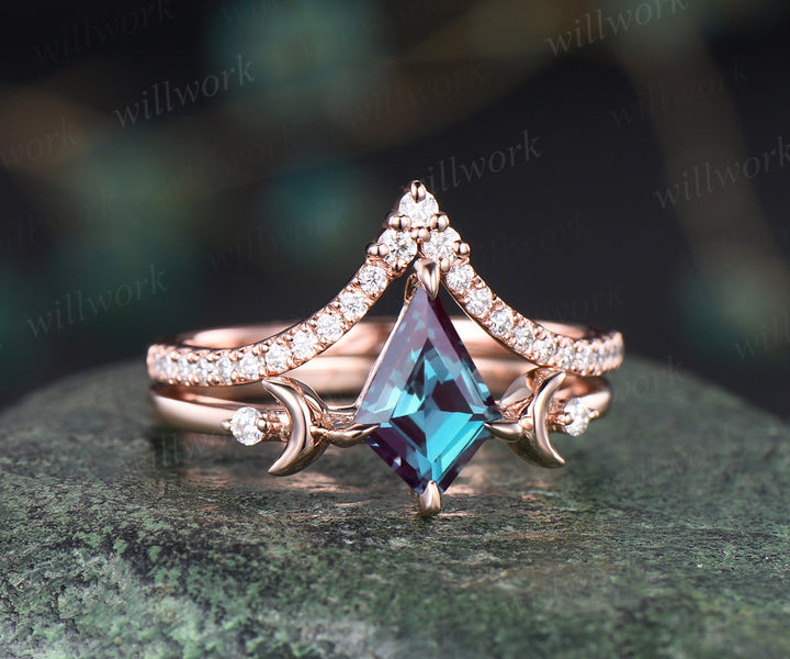 Vintage kite cut Alexandrite engagement ring unique moon moissanites ring rose gold curved V shape wedding band bridal set