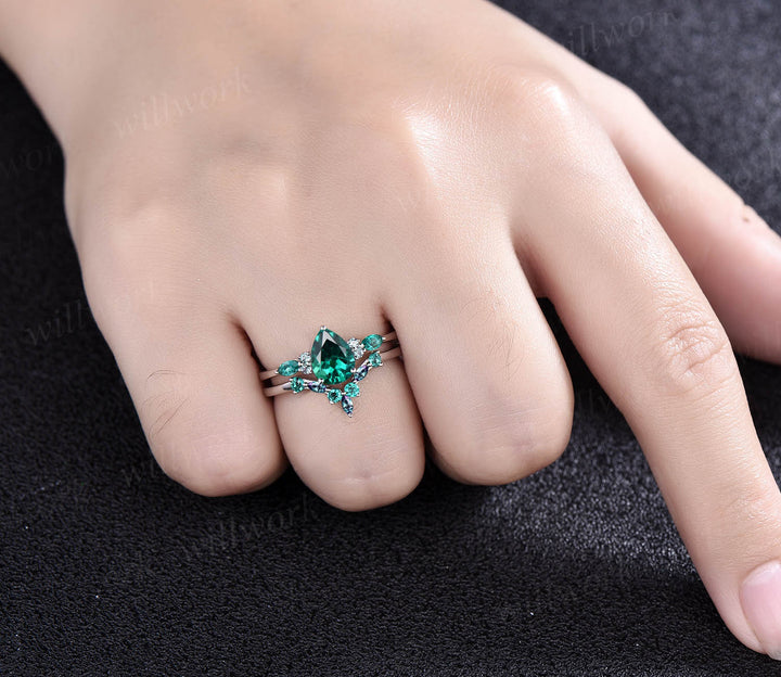 Vintage pear shaped emerald engagement ring rose gold marquise alexandrite ring green gemstone ring art deco unique wedding ring set women