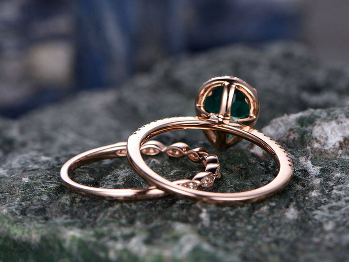 Green emerald engagement ring set rose gold emerald ring vintage diamond halo ring May birthstone ring 2pcs wedding ring set promise ring