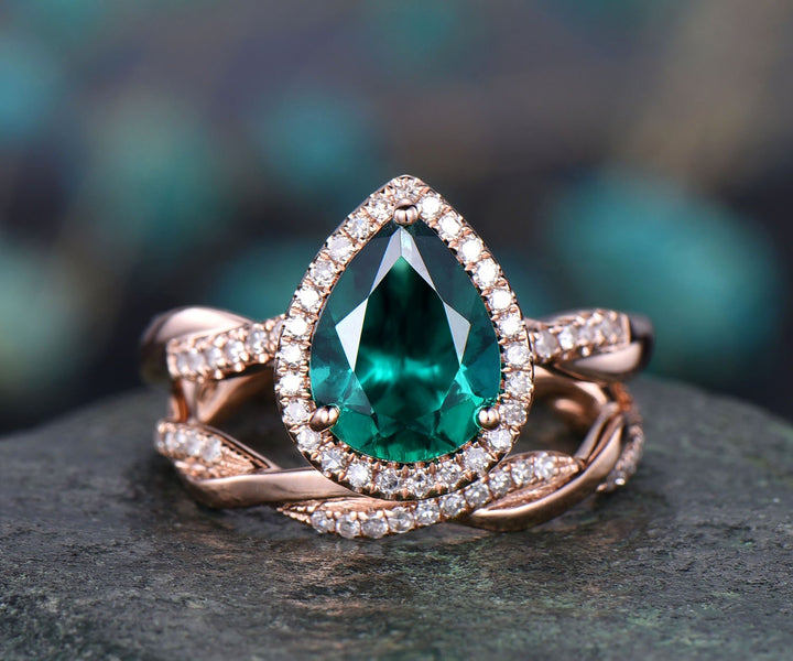 2pcs pear shaped emerald engagement ring set 14k rose gold emerald ring vintage full eternity diamond ring May birthstone ring bridal set