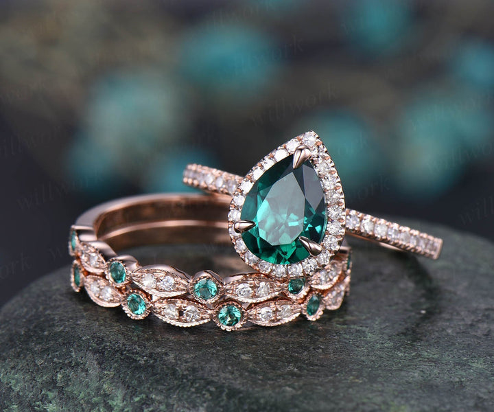 Vintage unique pear shaped emerald engagement ring set halo diamond 14k rose gold art deco natural emerald wedding band May birthstone ring