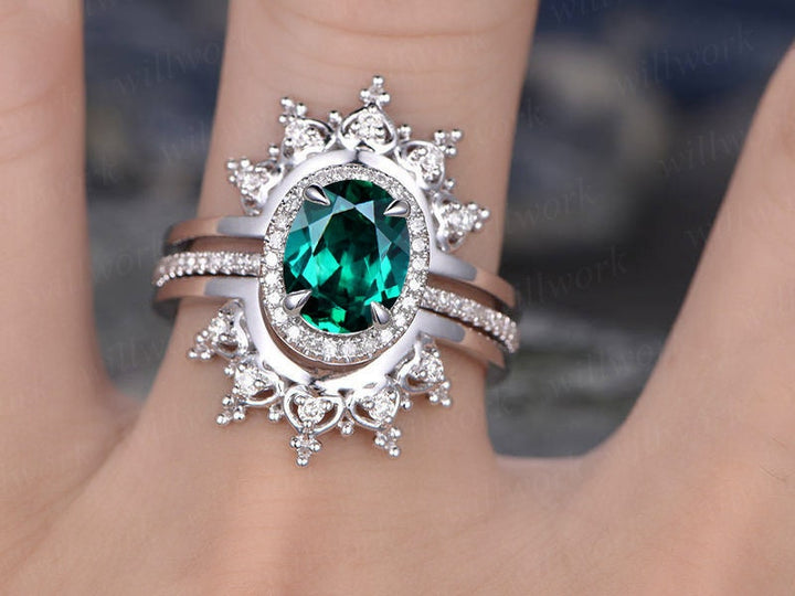 Emerald wedding bridal set emerald engagement ring set solid 14k white rose gold diamond halo crown unique vintage matching wedding ring set