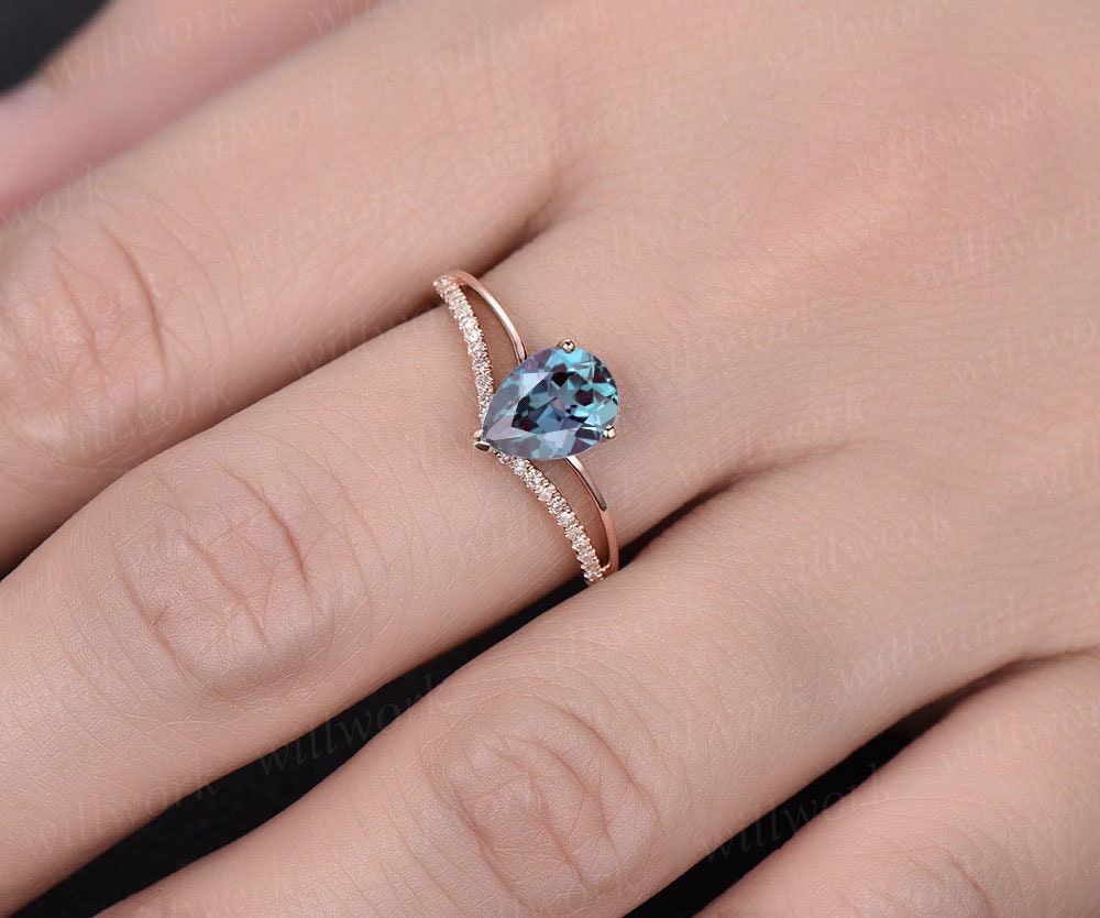 6X8mm Pear Alexandrite engagement ring rose gold diamond ring split shank stacking band gift unique antique wedding promise anniversary ring