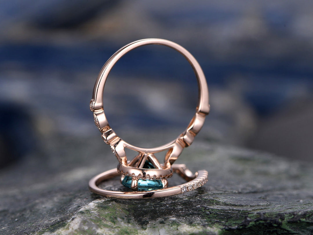 2pcs June birthstone ring color change alexandrite engagement ring set rose gold vintage alexandrite bridal set curved diamond wedding band