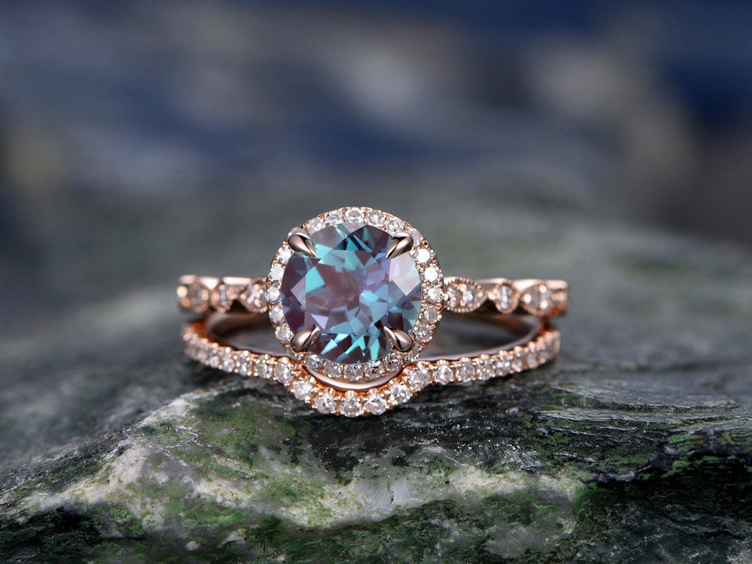 2pcs June birthstone ring color change alexandrite engagement ring set rose gold vintage alexandrite bridal set curved diamond wedding band