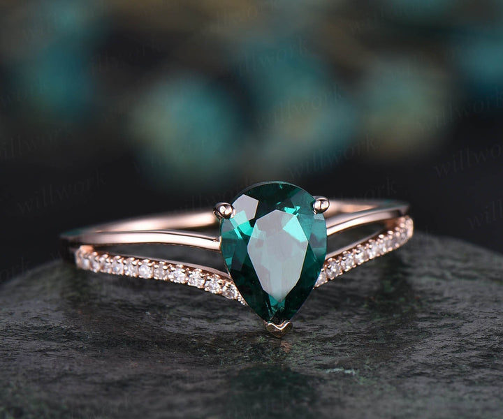 6x8mm pear cut emerald engagement ring rose gold diamond ring split shank stacking band gift unique antique wedding promise anniversary ring