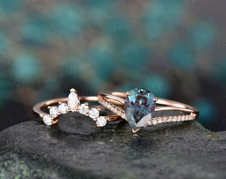 2pcs Alexandrite Ring Set Color Change Alexandrite Engagement Ring Set Diamond Moissanite Alexandrite Wedding Bridal Ring Set Anniversary