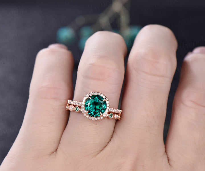 2pcs 8mm round Lab treated emerald engagement ring set rose gold natural emerald diamond wedding band vintage wedding bridal ring set gift