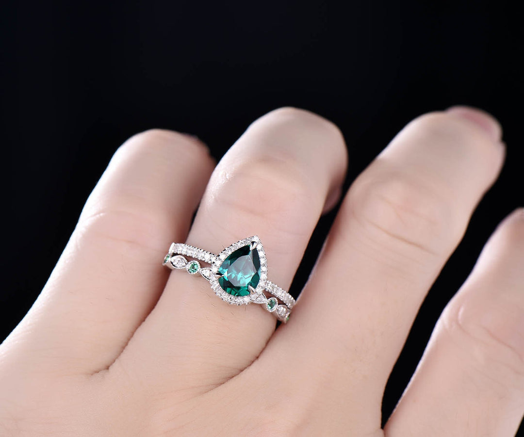 2pcs emerald bridal set unique vintage engagement ring pear emerald engagement ring set rose gold natural emerald wedding ring band jewelry